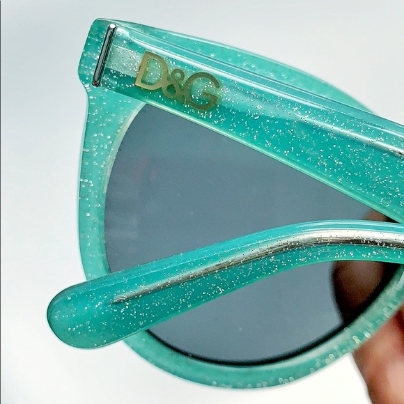 Dolce & Gabbana sunglasses - Picture 2 of 6